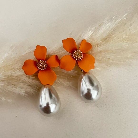 Elegant Floral & Pearl Drop Earrings - Coquette Small Earrings - Flower Earrings - Picture 6 of 16